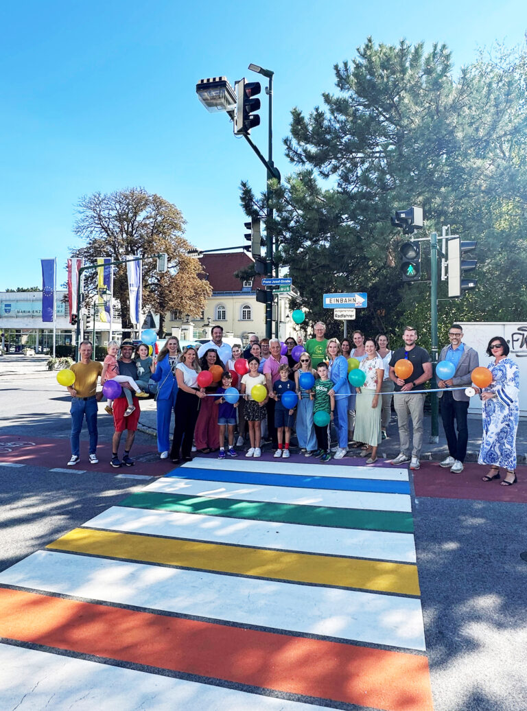 kindergemeinderat eroeffnung regenbogenzebrastreifen 1 202509